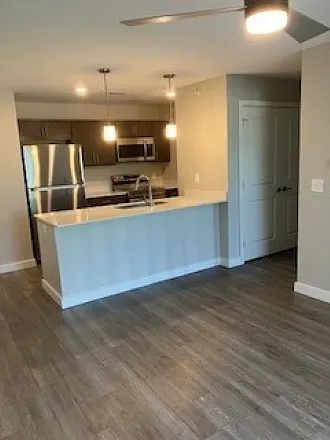 Bluff Crossing Apartments — Photo 9