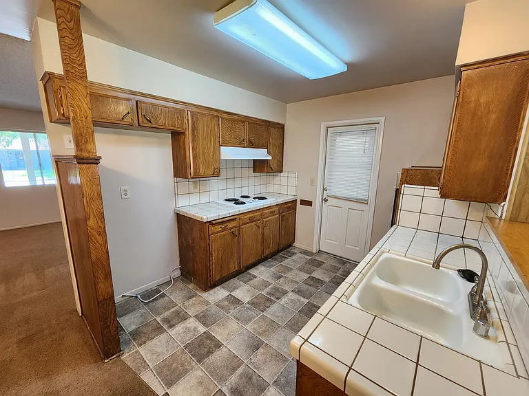 5604 Indian Wells Ave — Photo 7