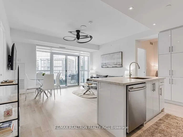 375 Sea Ray Ave #322 — Photo 1