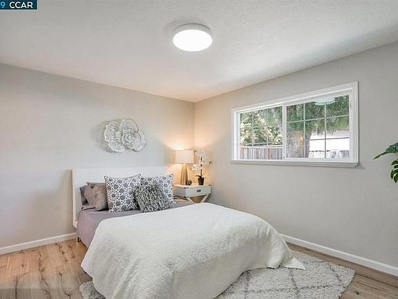 5th image of 34442 Bacon Pl
