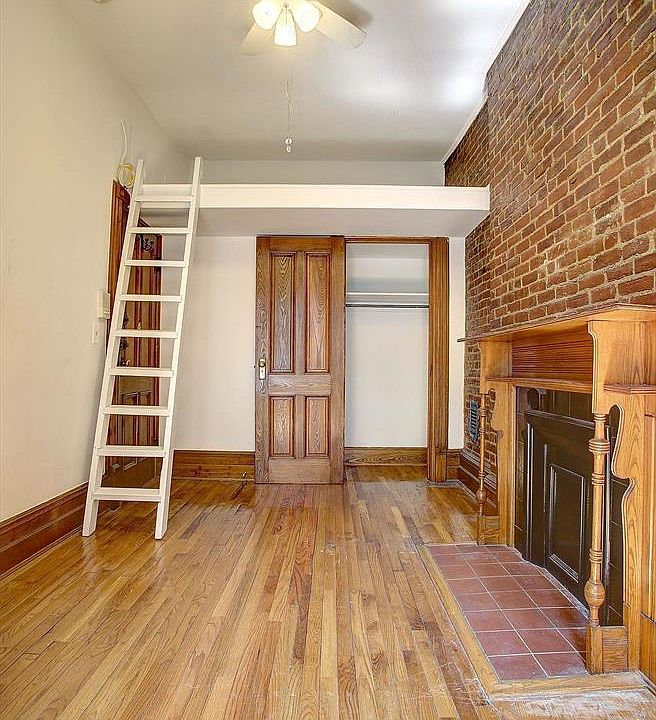 2nd image of 148 W 70th St APT 15