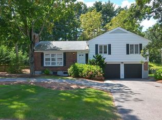 787 Greendale Ave, Needham, MA 02492