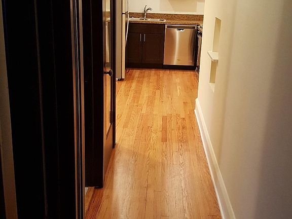 5th image of 5118 W Montrose Ave