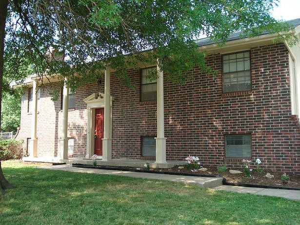 1925 E. Mohawk Drive