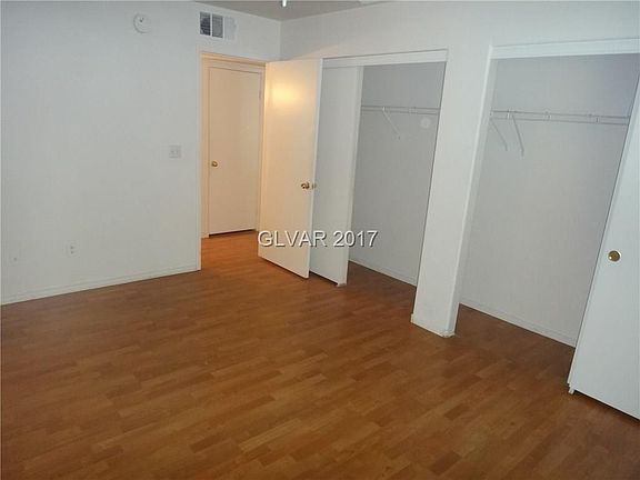 5th image of 3104 Tarpon Dr Unit 103