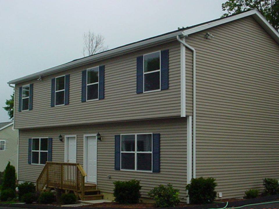 22 Orlando Ave, Stamford, CT 06902