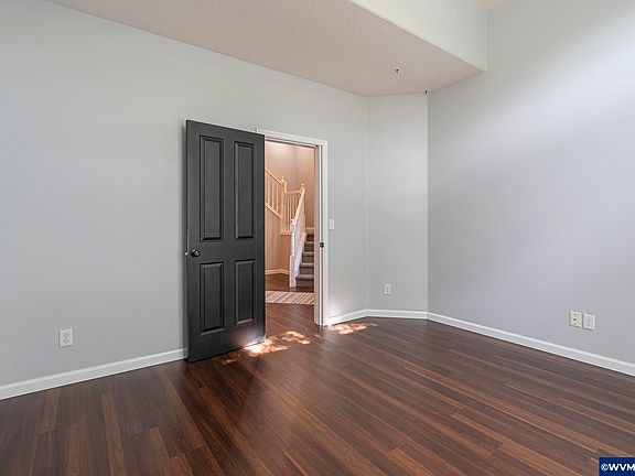 5th image of 3441 SE Silver Fox Ave