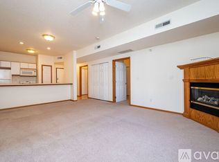 420 5th St APT 1, Coralville, IA 52241