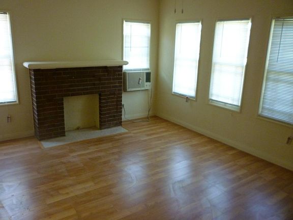 3rd image of 170 W Center St