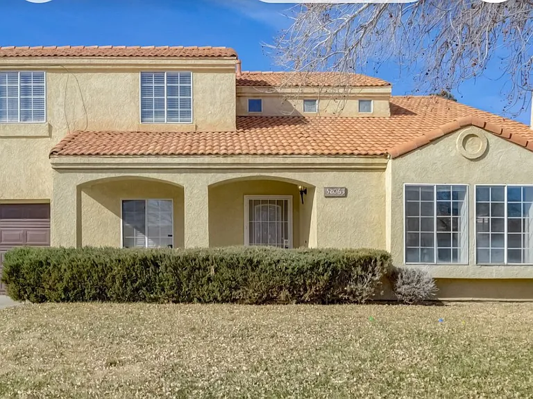 38063 Wesley Ct — Photo 4