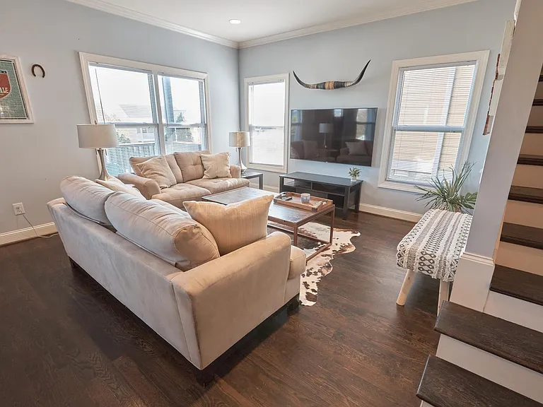 4510 Michigan Ave — Photo 5