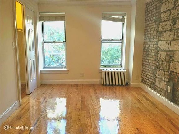 2nd image of 227 E 89th St APT 4D