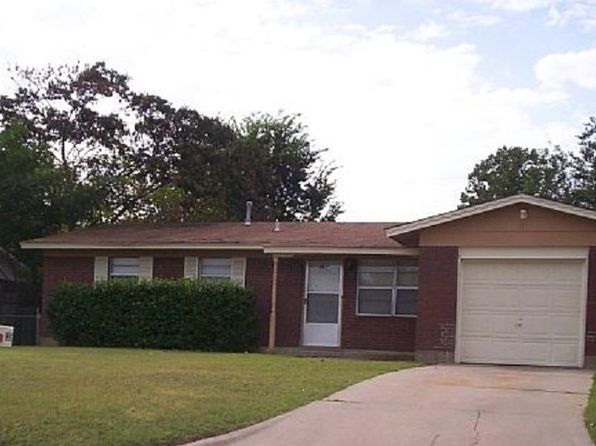 135 Ne Cimarron Trl Lawton Ok 73507 Zillow