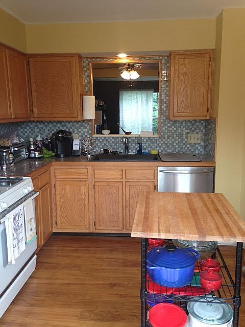1st image of 5168 Franklin Park #1