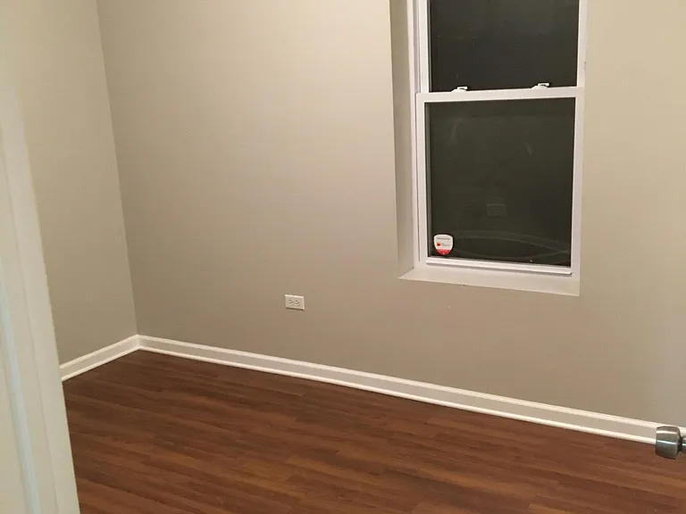 1943 N Keystone Ave #1R — Photo 8