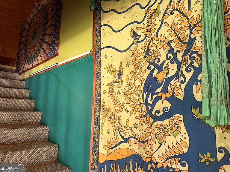 502 Lawrence St — Photo 9