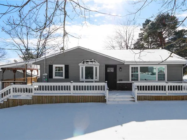 3121 Williams St NW, Warren, OH 44481