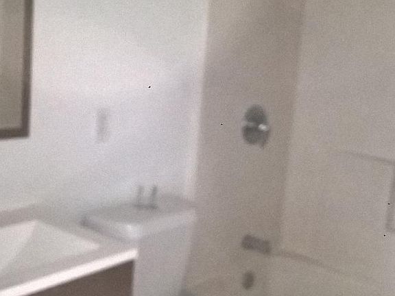 5th image of 2622 Johanna St