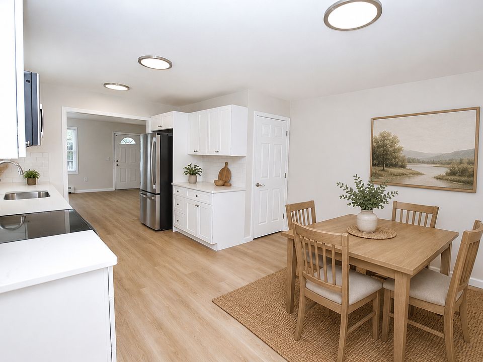 1st image of 25 Winter St #25