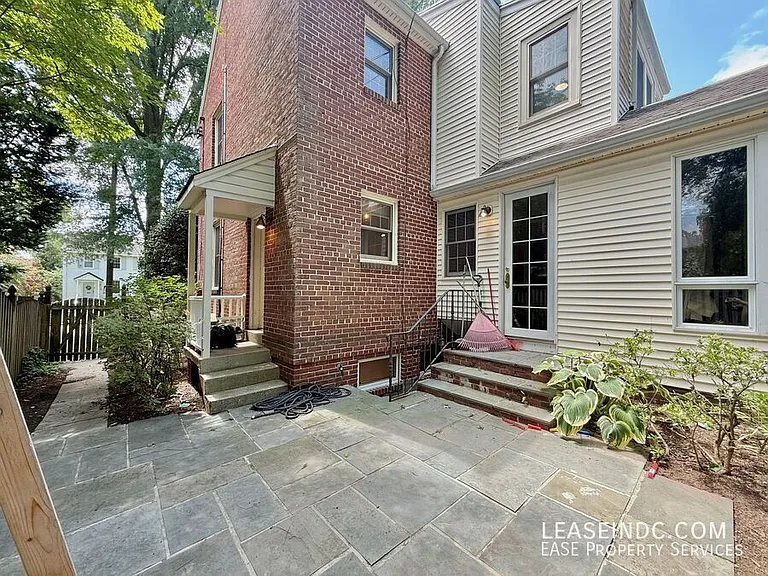 4825 Butterworth Pl NW — Photo 20
