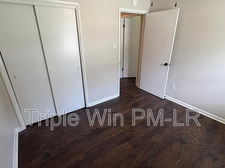 8 Glendale Dr — Photo 17
