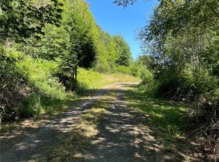 3751 E Grapeview Loop Rd, Grapeview, WA 98546