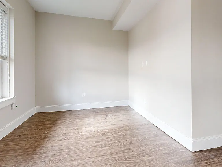 133 Paris St #1 — Photo 27