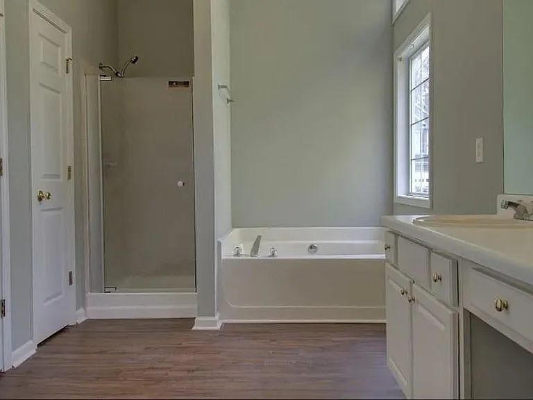 3225 Ennfield Ln — Photo 10