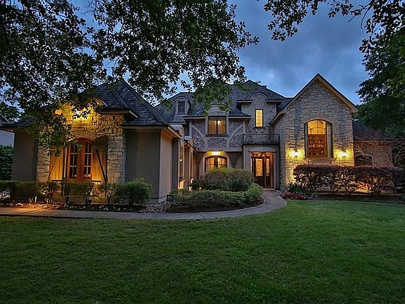 2nd image of 12611 Hunters Canyon Ln