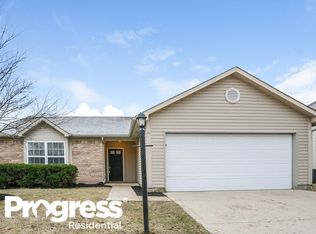 7639 Scatter Woods Ln, Indianapolis, IN