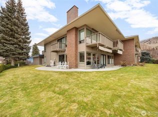 301 S 3rd Street #4, Chelan, WA