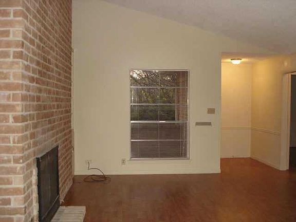 5th image of 6202 Shadow Valley Dr #A