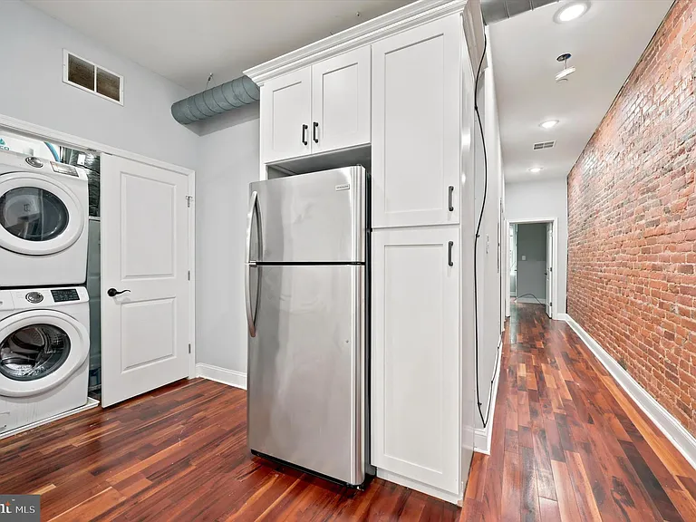 3220 W Diamond St #2 — Photo 7