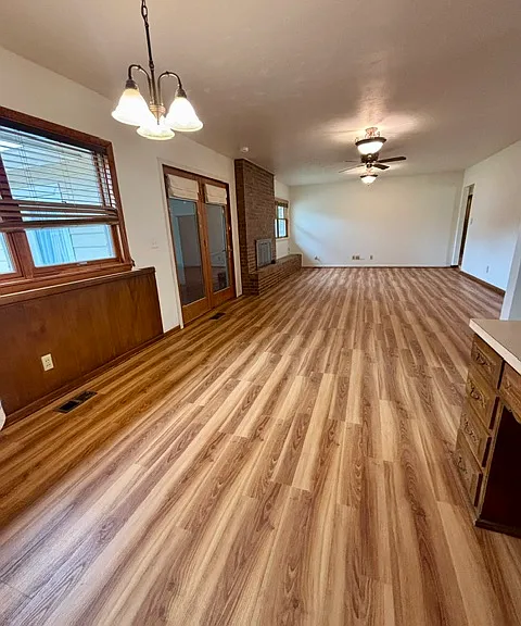 1102 W Will Rogers Dr — Photo 4