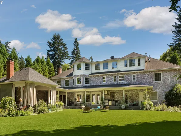 1415 SW Military Rd, Portland, OR 97221