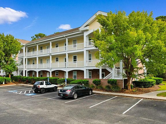 2nd image of 4191 Hibiscus Dr. #301