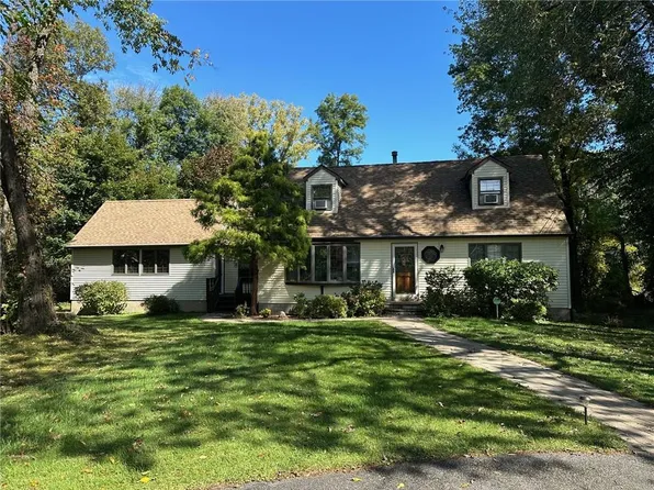 15 Park Hill Drive, New Windsor, NY 12553
