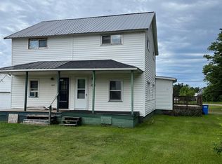 1015 Patriot St, Ishpeming, MI 49849