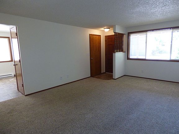 5th image of 1787-1789 Park Ave NE