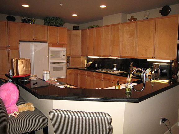 Giant gourmet kitchen