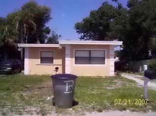 121 N 29th St, Fort Pierce, FL 34947