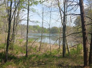 93 Mohawk Dr, Crossville, TN 38572