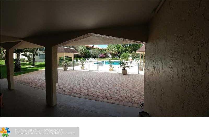 1st image of 4025 N Federal Hwy APT 123B