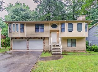 2218 Lowtrail Ct, Lithonia, GA 30058