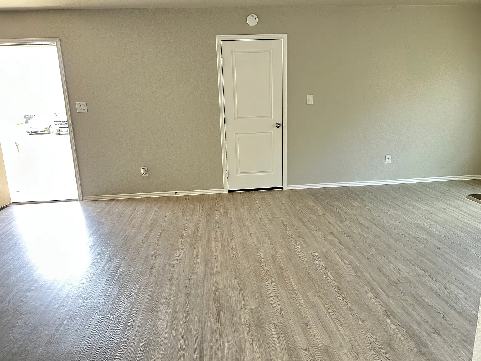 4 bed, 1492 sqft, $2,600 — Photo 3
