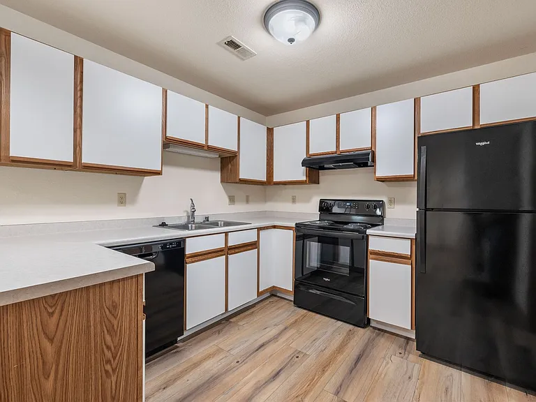342 E Gate Dr #39 — Photo 6