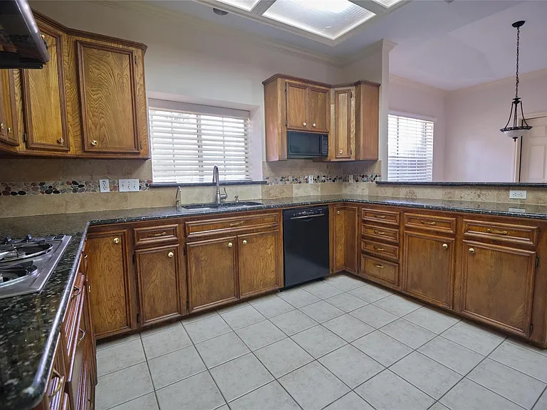 4511 Chestnut Meadow Dr — Photo 13