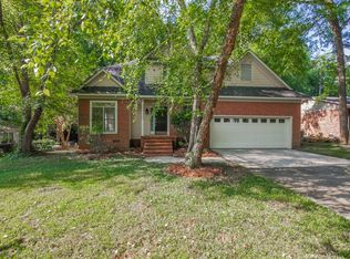 7025 Chapparall Ln, Charlotte, NC 28215