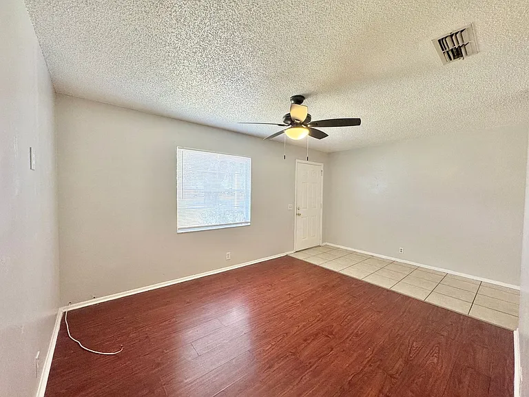 5665 Struthers Ct — Photo 25