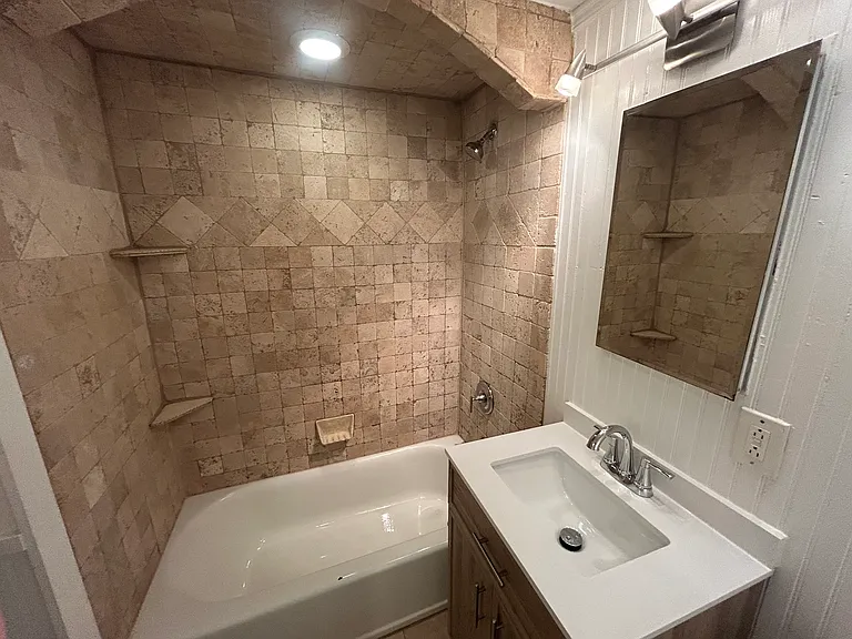 2285 Peachtree Rd NE #1200 — Photo 26